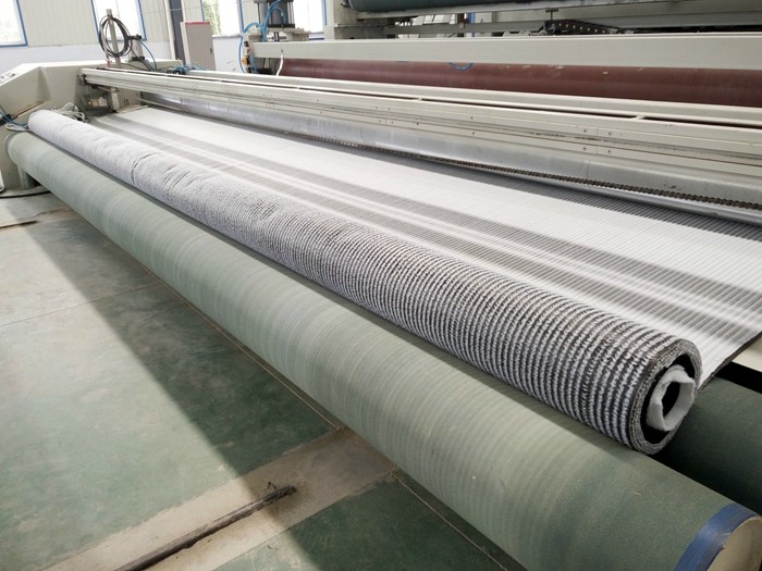 膨潤土防水(shuǐ)毯生産